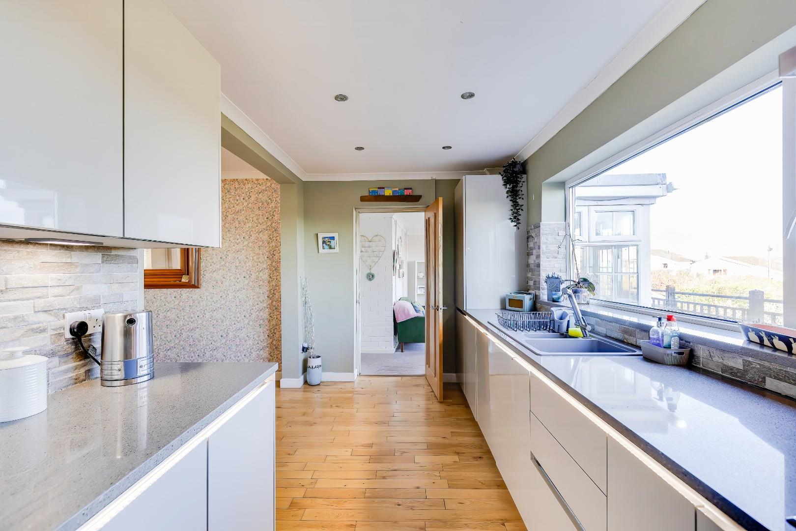 4 Bowmans Way, Cowbridge, Vale of Glamorgan, CF71 7AW